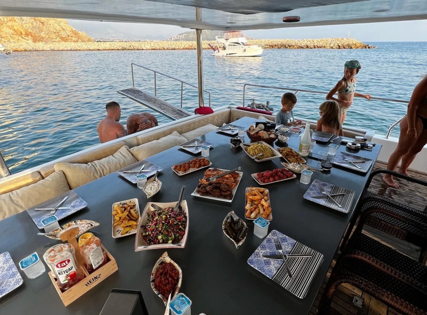 Alanya Yat Kiralama 19m Özel Yapım